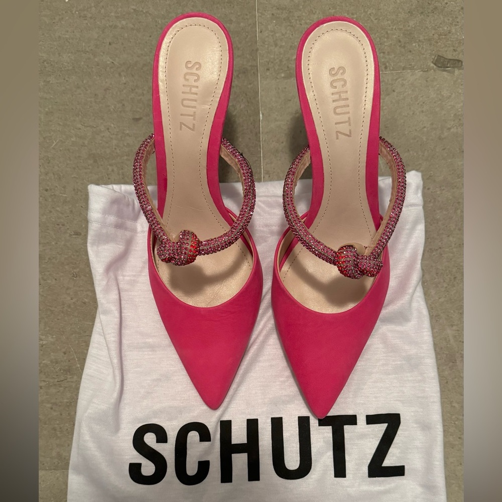 Brand New Schutz Pink Pearl Pumps